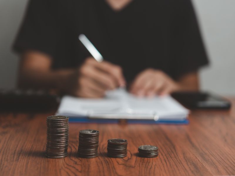 como pagar dívidas altas com pouco dinheiro estratégias